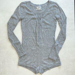 UO Out From Under S Cozy Henley Romper Heather Grey Ribbed Gray Long Sleeve